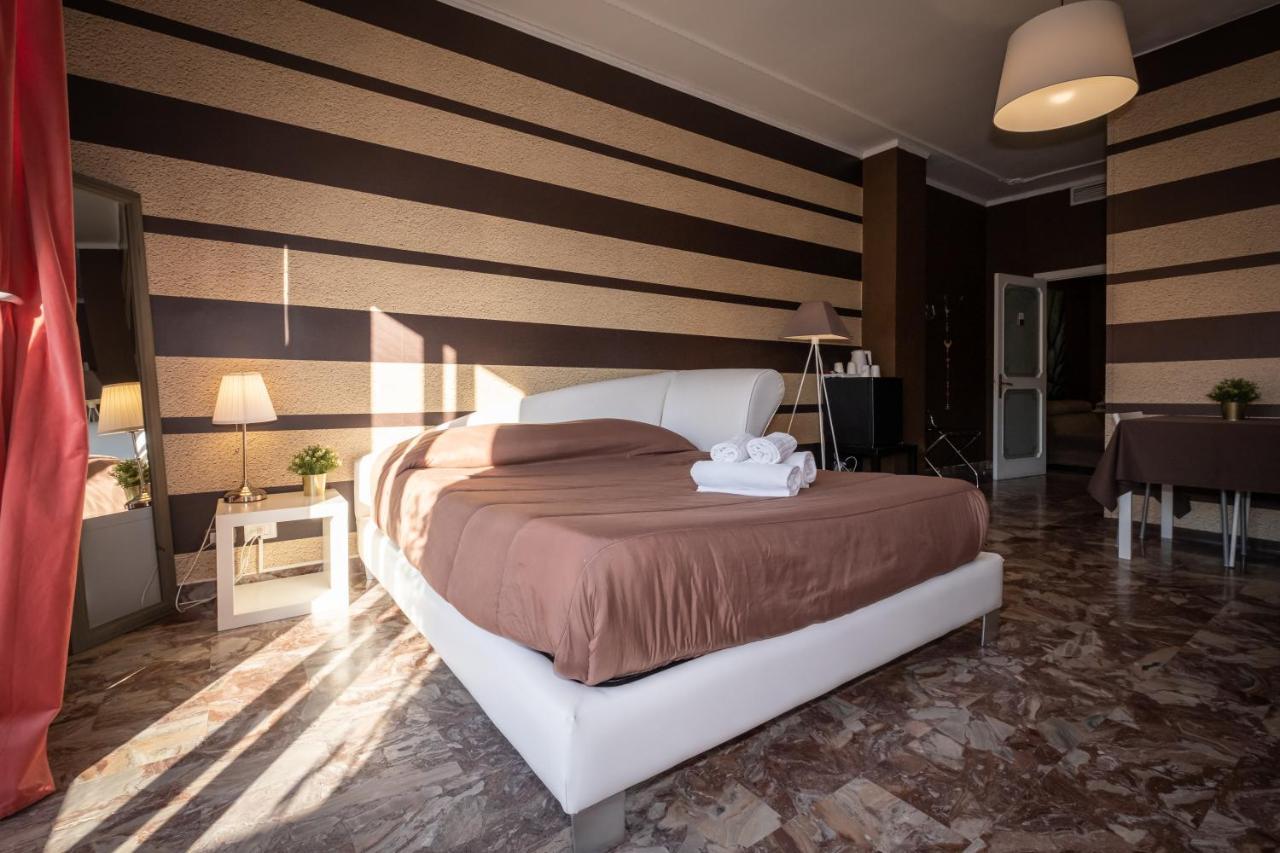 Cconforthotels R&B Semplici Emozioni Бари Екстериор снимка