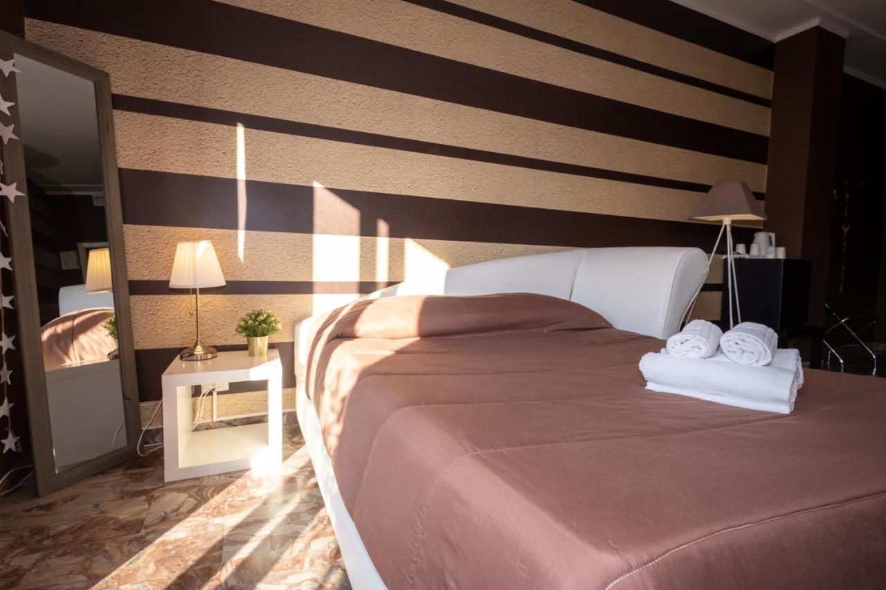 Cconforthotels R&B Semplici Emozioni Бари Екстериор снимка