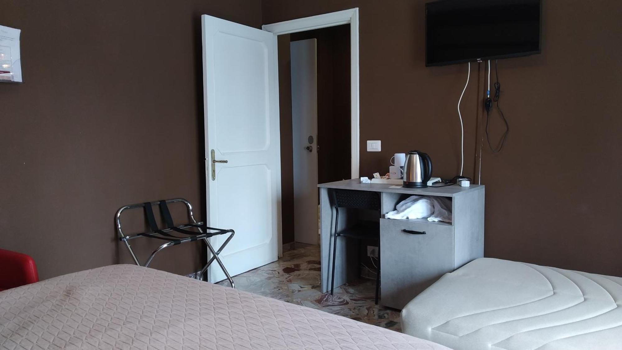 Cconforthotels R&B Semplici Emozioni Бари Екстериор снимка