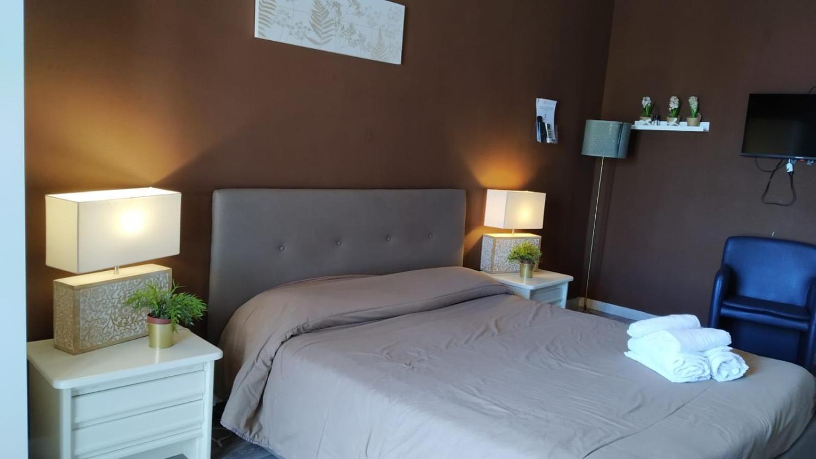 Cconforthotels R&B Semplici Emozioni Бари Екстериор снимка